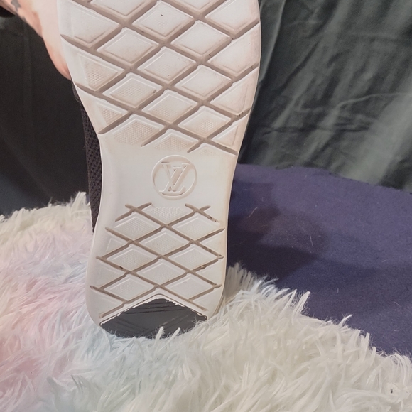 Louis Vuitton sneaker boots - Picture 5 of 7